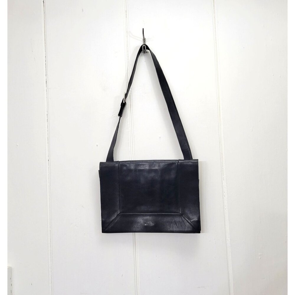 Kenneth Cole New York Black Leather Bag